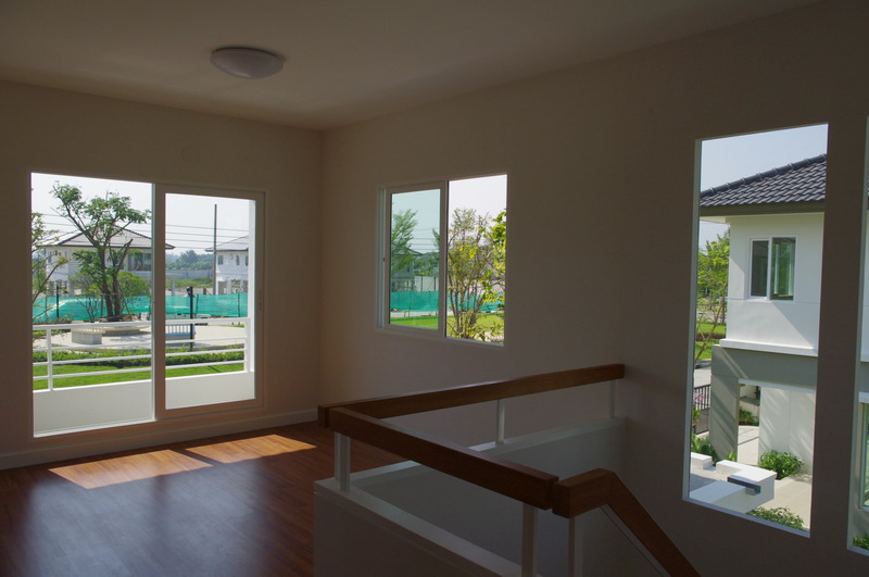 รูปภาพ พฤกษ์ลดา ติวานนท์-ราชพฤกษ์ (Pruklada Tiwanon-Ratchaphruek)