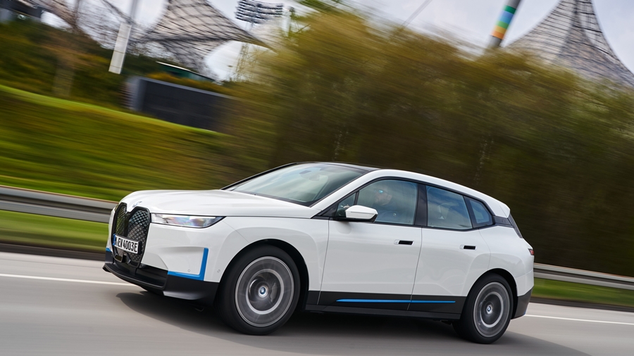 รูปภาพ บีเอ็มดับเบิลยู BMW i X xDrive50 Sport ปี 2022