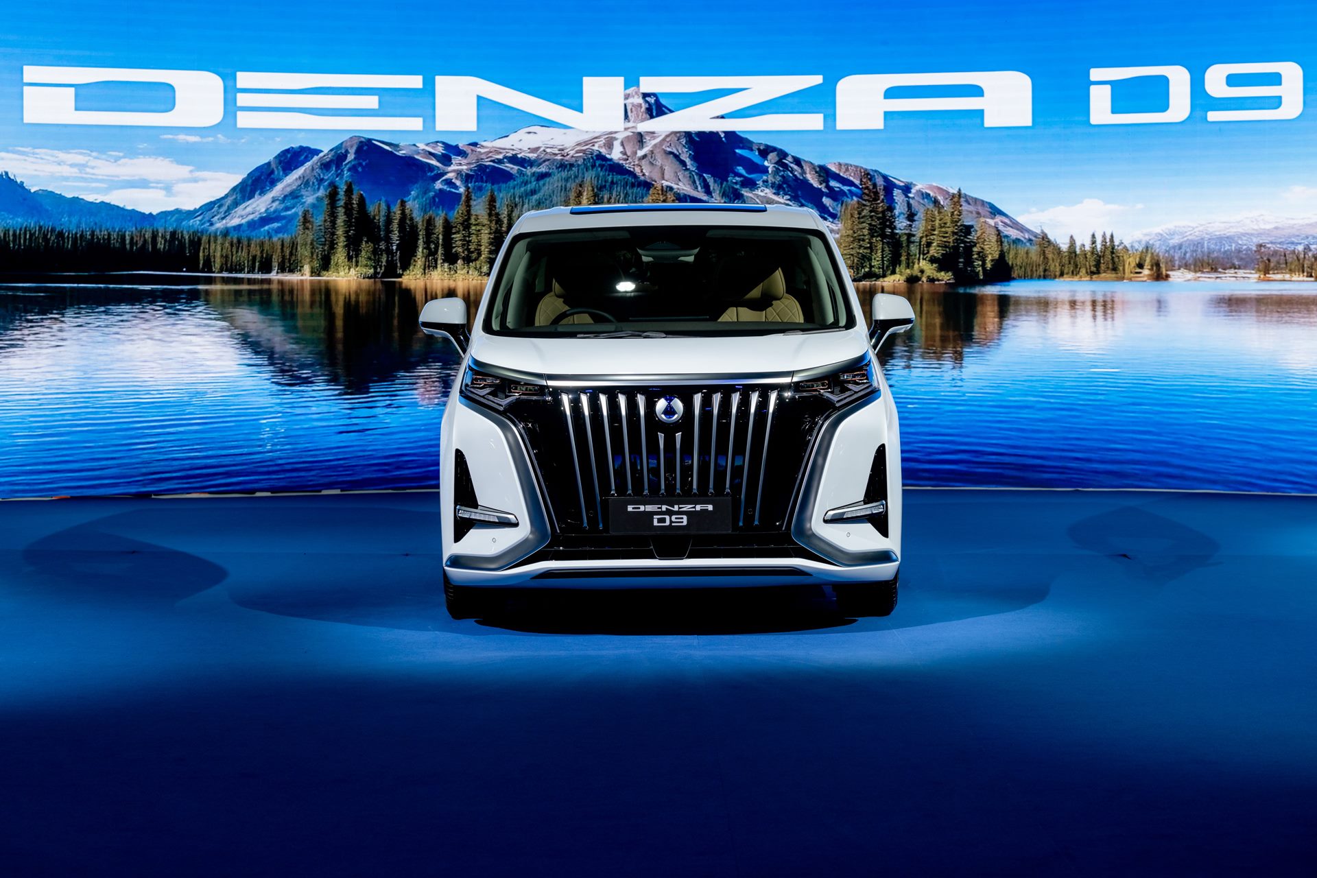 รูปภาพ เดนซ่า Denza D9 Premium ปี 2024