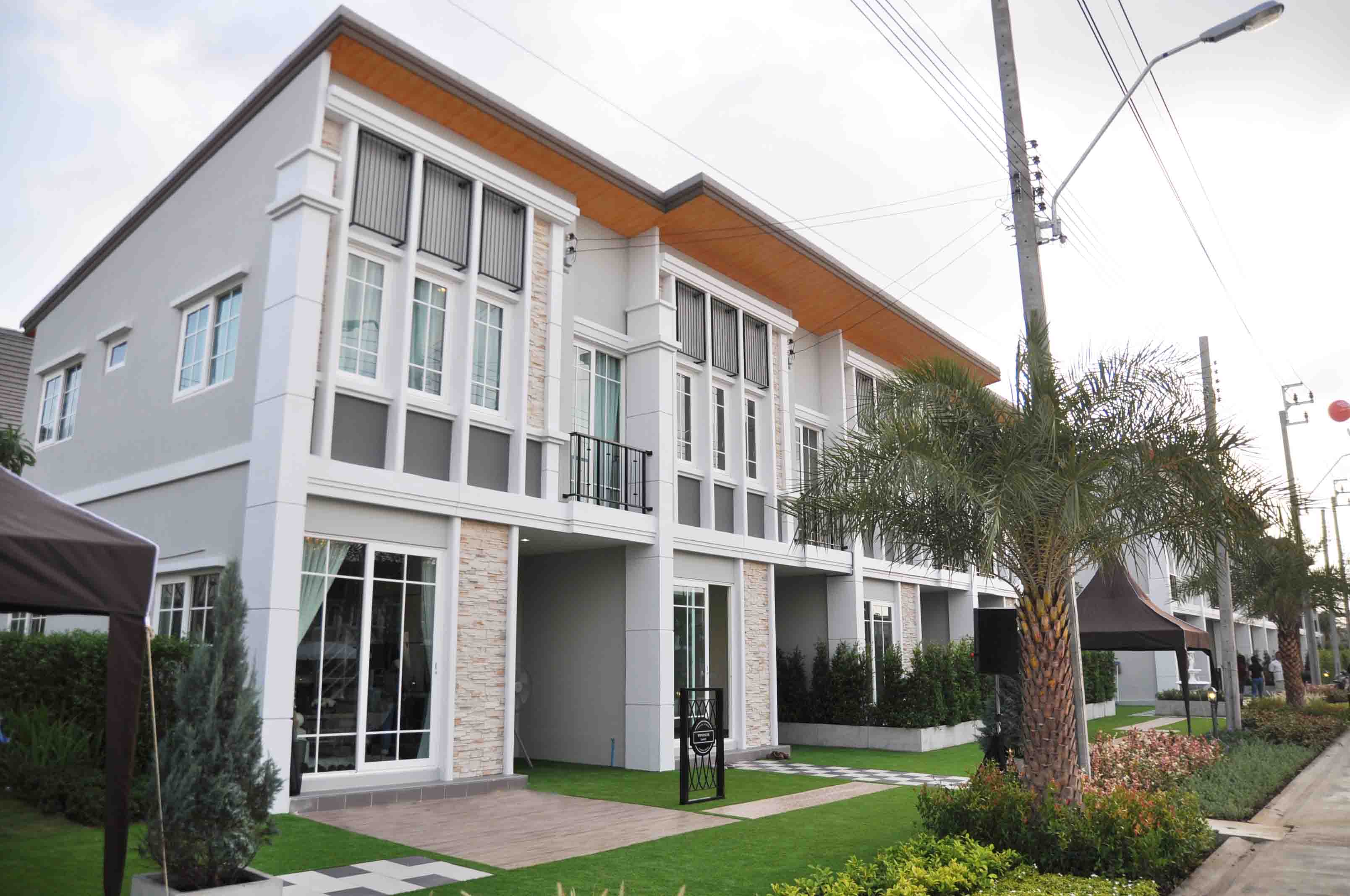 รูปภาพ โกลเด้น ทาวน์ บางนา-สวนหลวง (Golden Town Bangna - Suanluang)