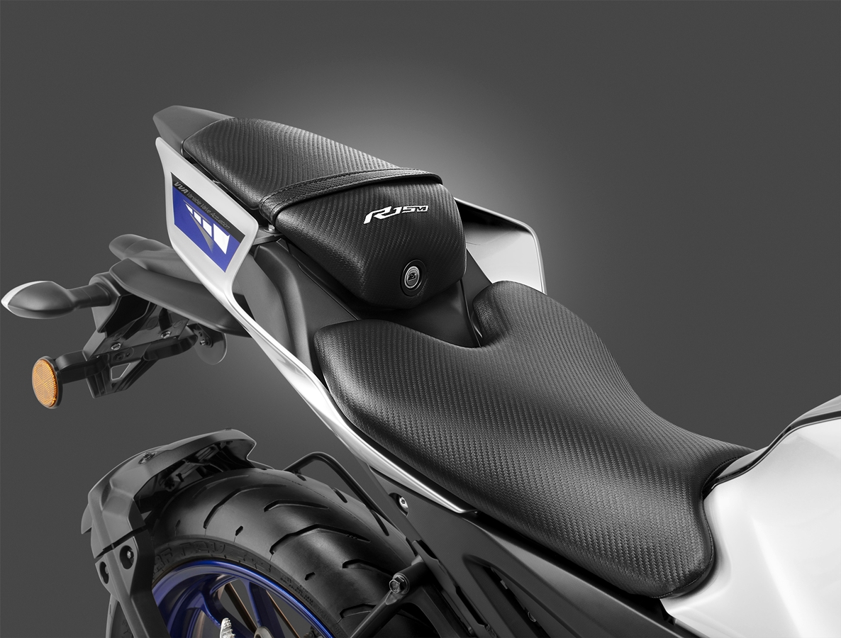 รูปภาพ ยามาฮ่า Yamaha R15M Connected-ABS WGP 60th Anniversary ปี 2022