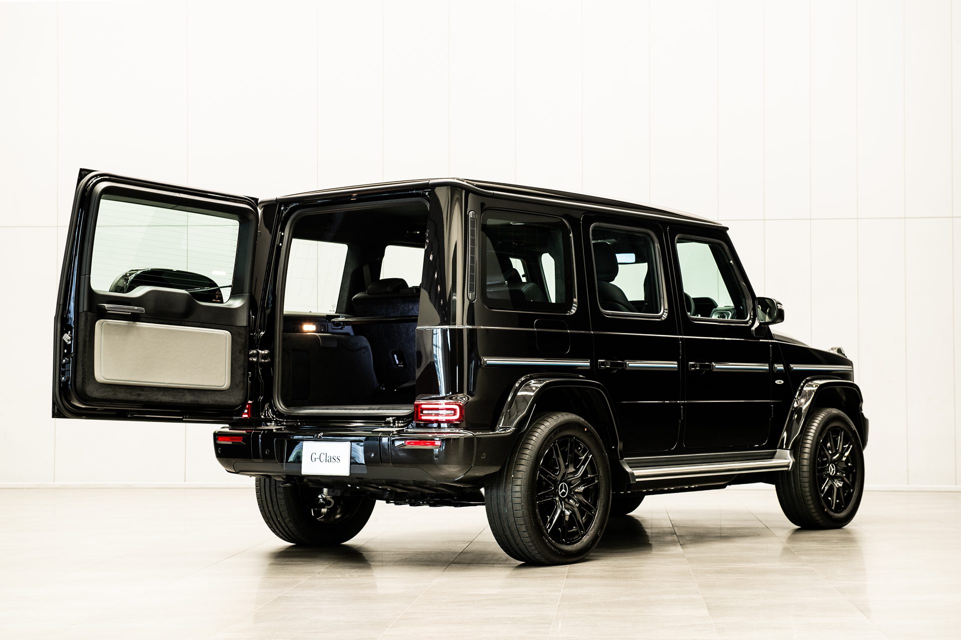 รูปภาพ เมอร์เซเดส-เบนซ์ Mercedes-benz EQ G 580 with EQ Technology Standard ปี 2024