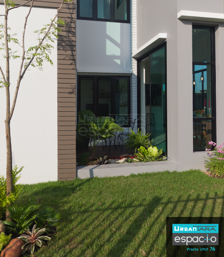 รูปภาพ เออเบิร์นธารา เอสพาสิโอ ประชาอุทิศ 76 (UrbanTara espac-i-o Pracha-uthit 76)