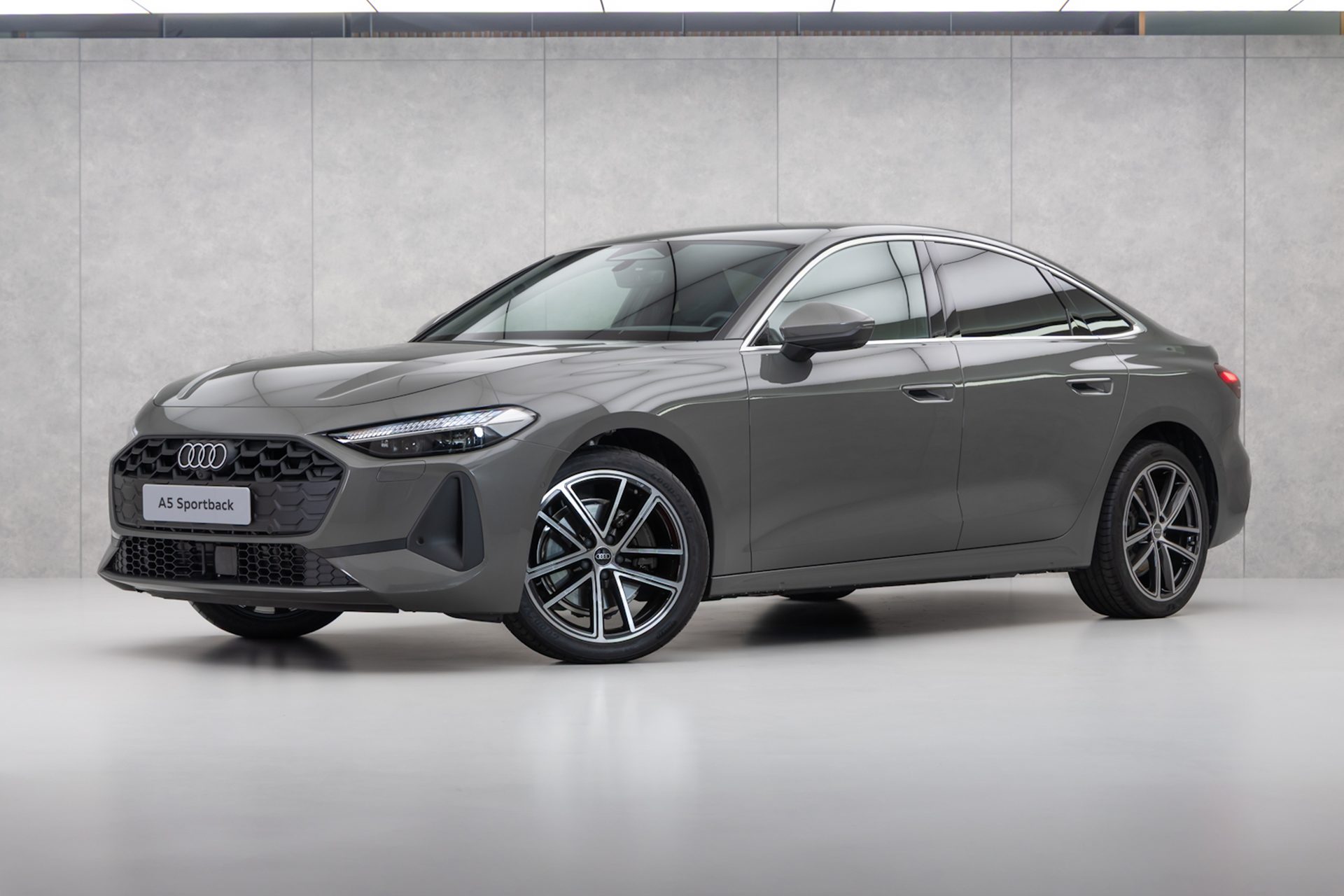 รูปภาพ อาวดี้ Audi A5 Sportback TFSI e quattro Tech Pro ปี 2025