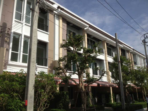 รูปภาพ บ้านกลางเมือง ลาดพร้าว 71 (Baan Klang Muang)