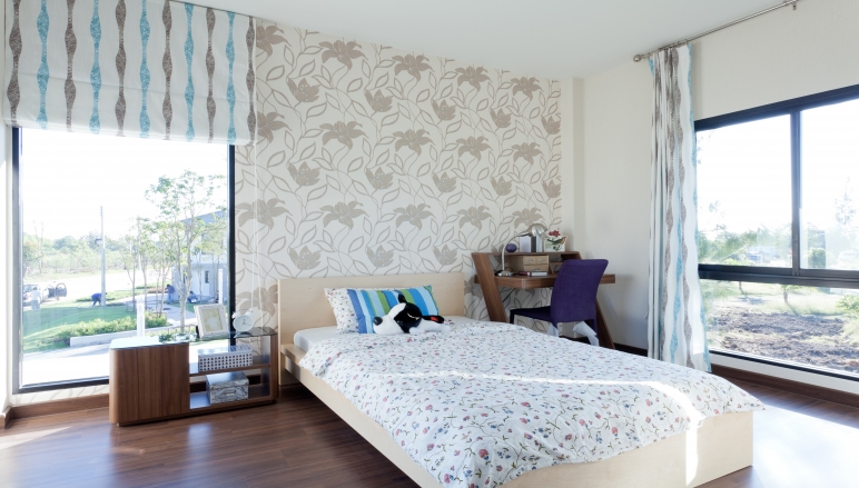 รูปภาพ เพลินจิต คอลลิน่า (Ploenchit Collina)