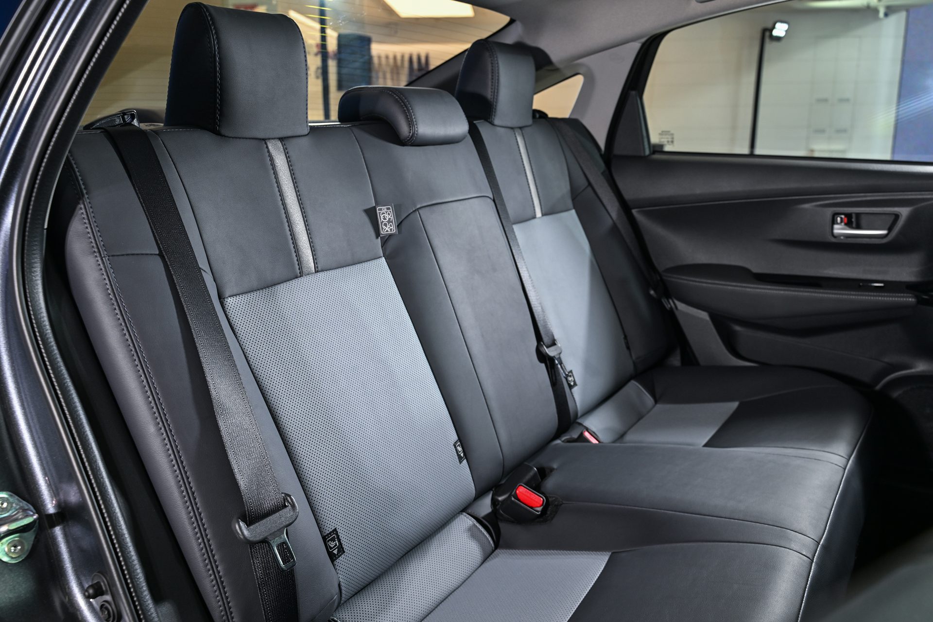 รูปภาพ โตโยต้า Toyota Yaris ATIV HEV Premium ปี 2025