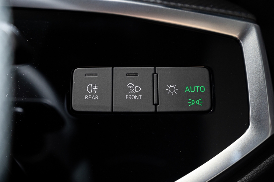 รูปภาพ อาวดี้ Audi Q3 40 TFSI quattro S Line Black Edition ปี 2021