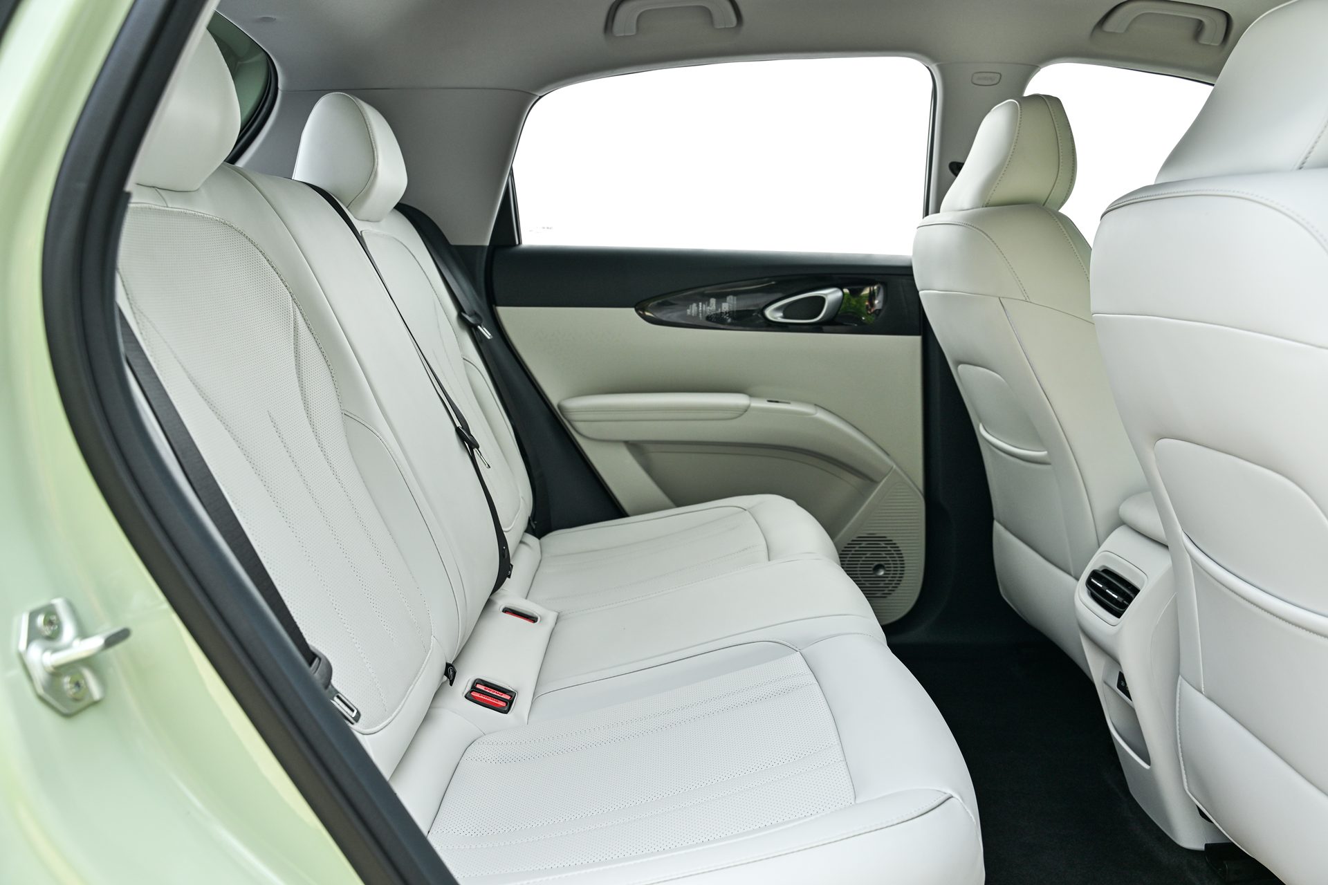 รูปภาพ จีลี่ Geely EX2 Max ปี 2025