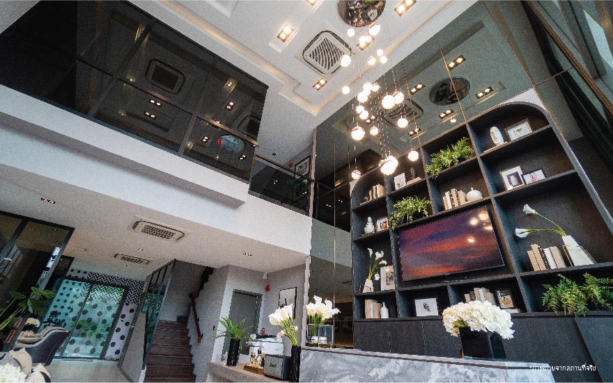 รูปภาพ เฮดควอเทอร์ส วิภาวดี (Headquarters Vibhavadi)