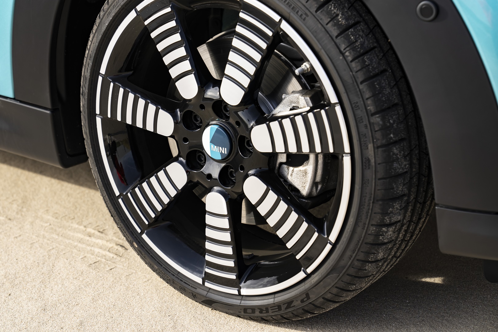 รูปภาพ มินิ Mini Convertible Cooper S Seaside Edition ปี 2023