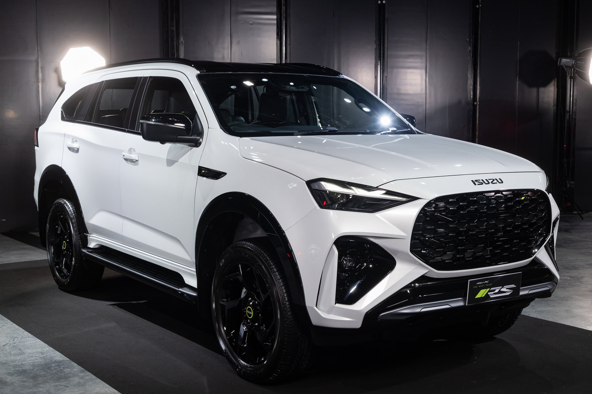 รูปภาพ อีซูซุ Isuzu MU-X 4x2 2.2 RS A/T ปี 2024