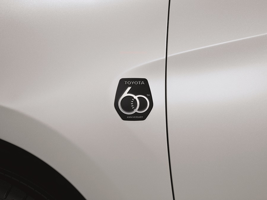 รูปภาพ โตโยต้า Toyota Yaris 60th Anniversary Special Edition ปี 2022