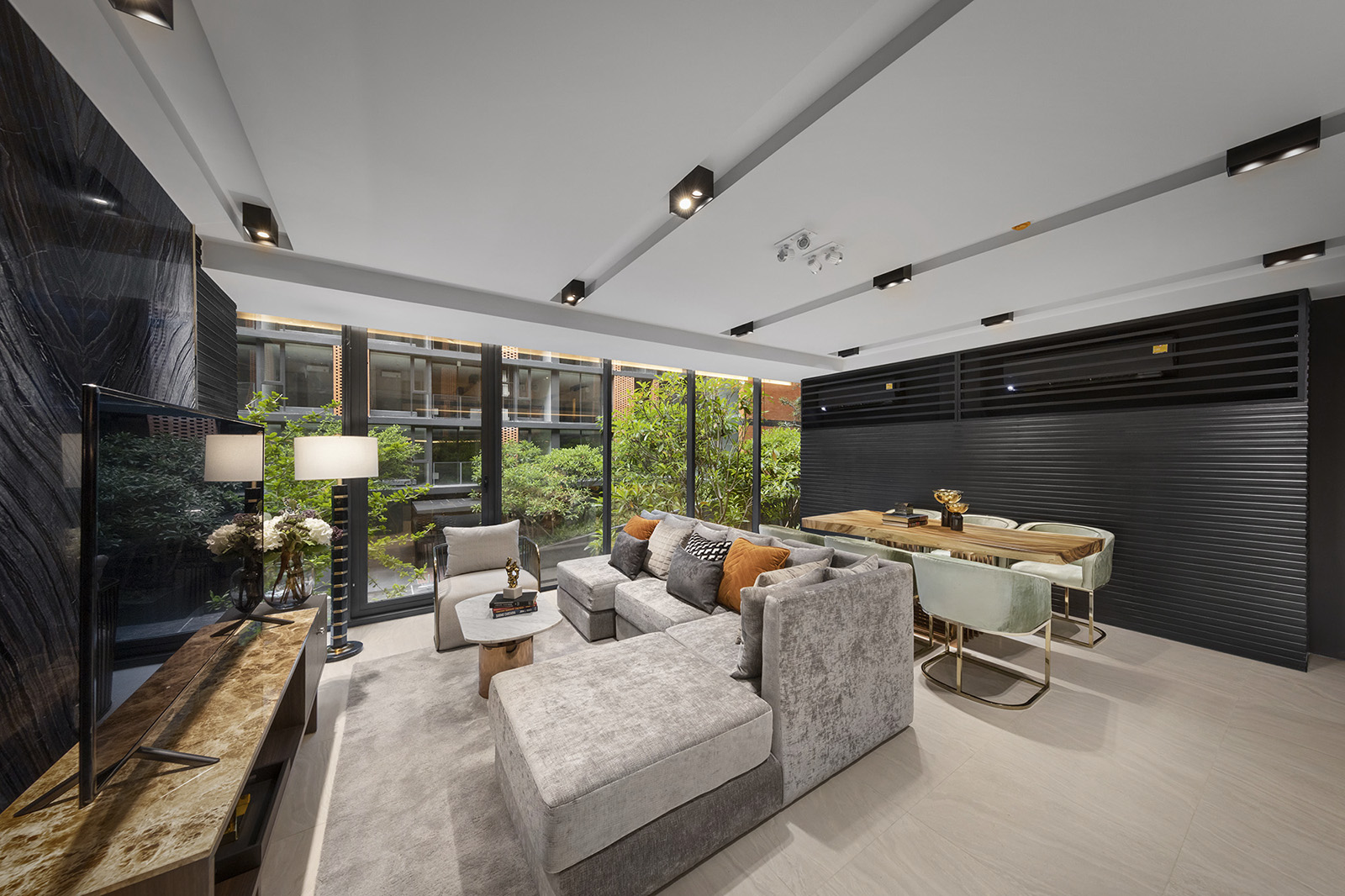 รูปภาพ ควินทารา ทรีเฮาส์ สุขุมวิท 42 (Quintara Treehaus Sukhumvit 42)