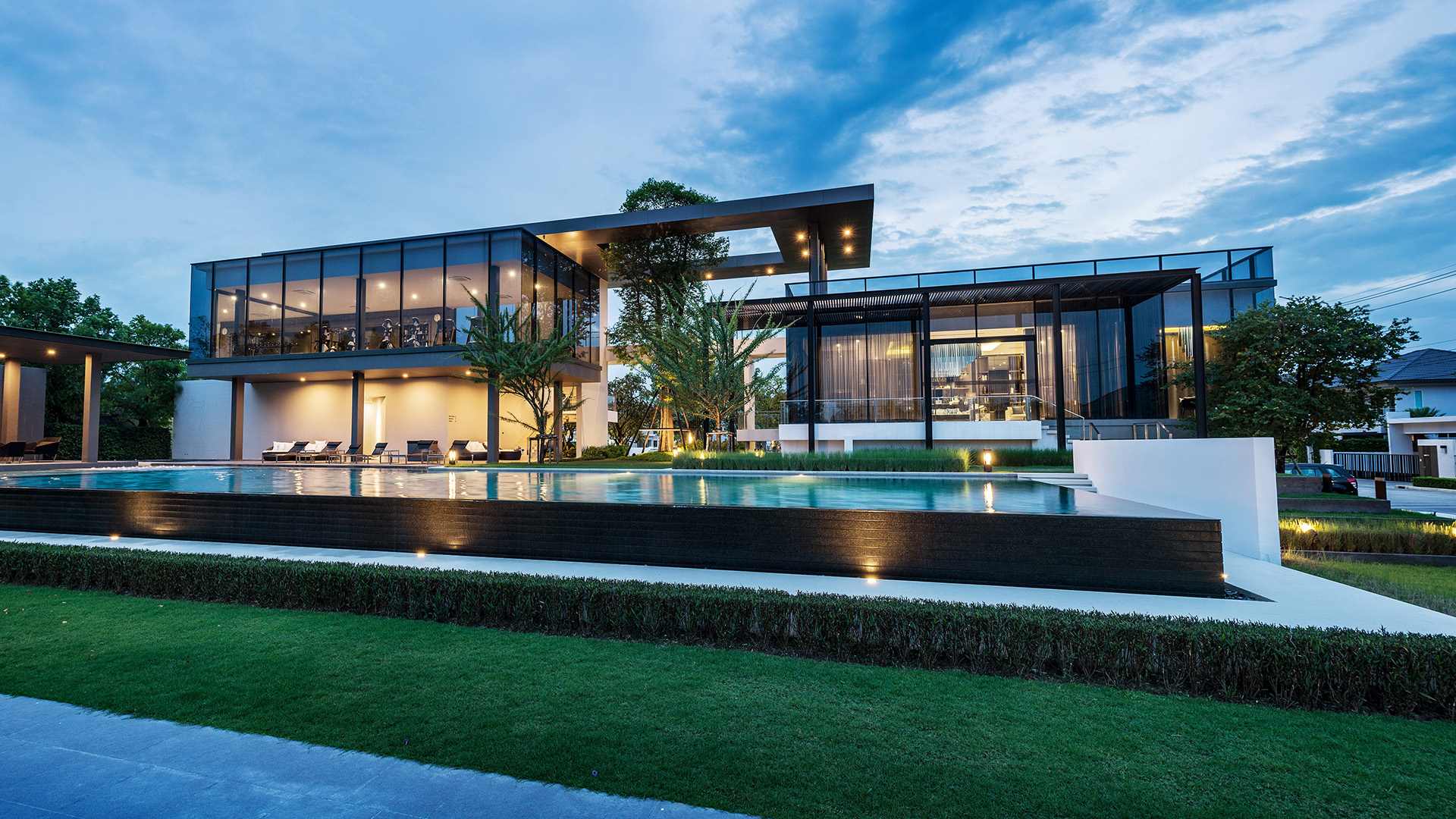 รูปภาพ มัณฑนา อ่อนนุช-วงแหวน 5 (Manthana Onnut - Wongwaen 5)