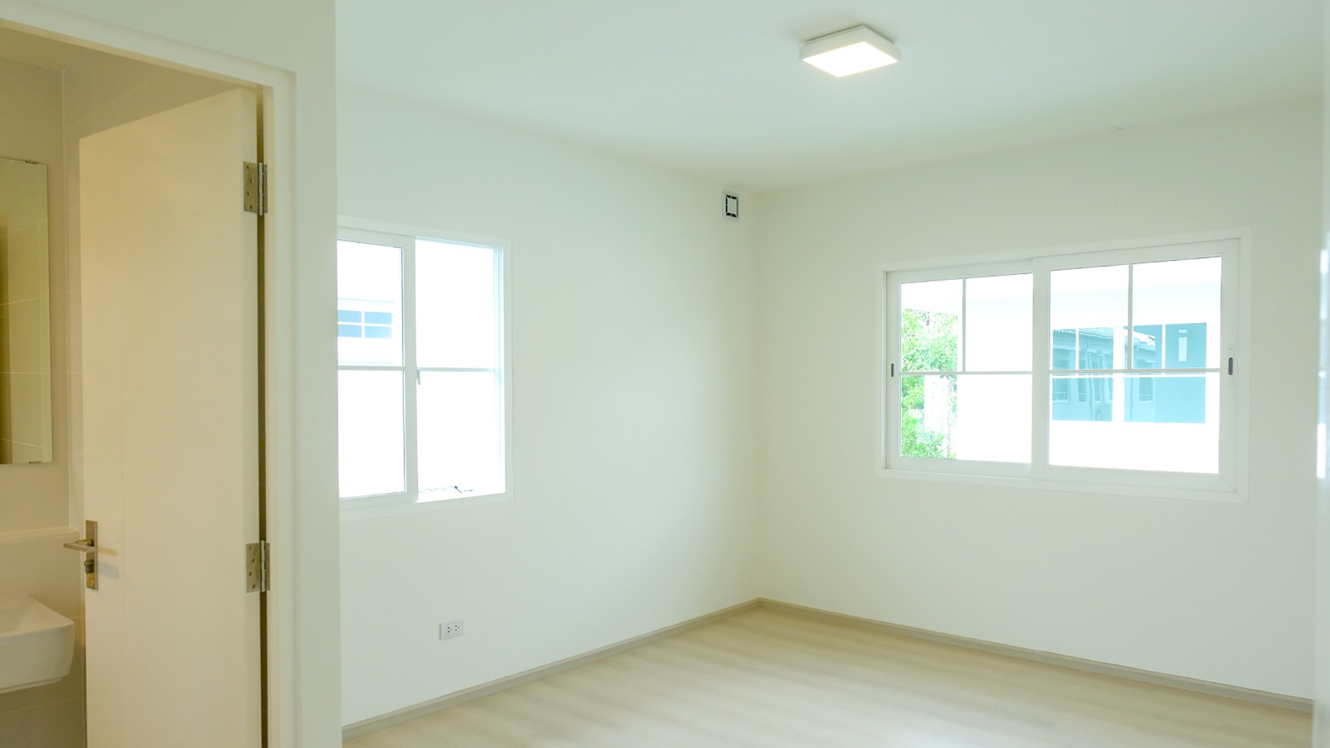 รูปภาพ วิลลาจจิโอ ศรีนครินทร์ - บางนา (Villaggio Srinakarin - Bangna)