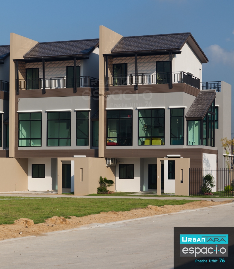 รูปภาพ เออเบิร์นธารา เอสพาสิโอ ประชาอุทิศ 76 (UrbanTara espac-i-o Pracha-uthit 76)