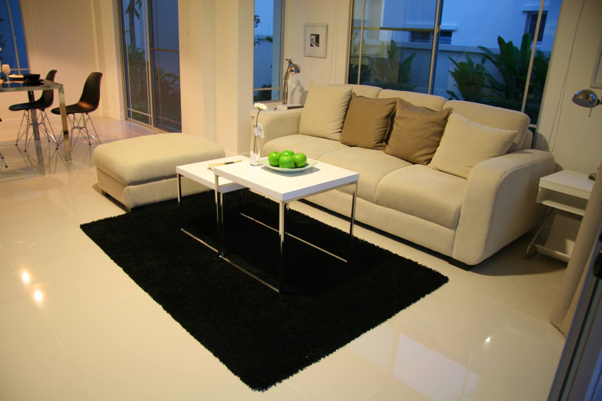 รูปภาพ นันทวัน ศรีนครินทร์ (Nanthawan Srinakarin)