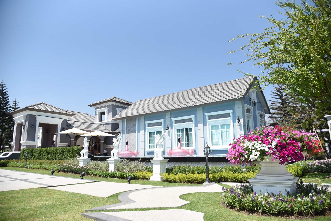 รูปภาพ โกลเด้น ทาวน์ สุขุมวิท-สถานีรถไฟฟ้าแบริ่ง (Golden Town Sukhumvit-Bearing Station)