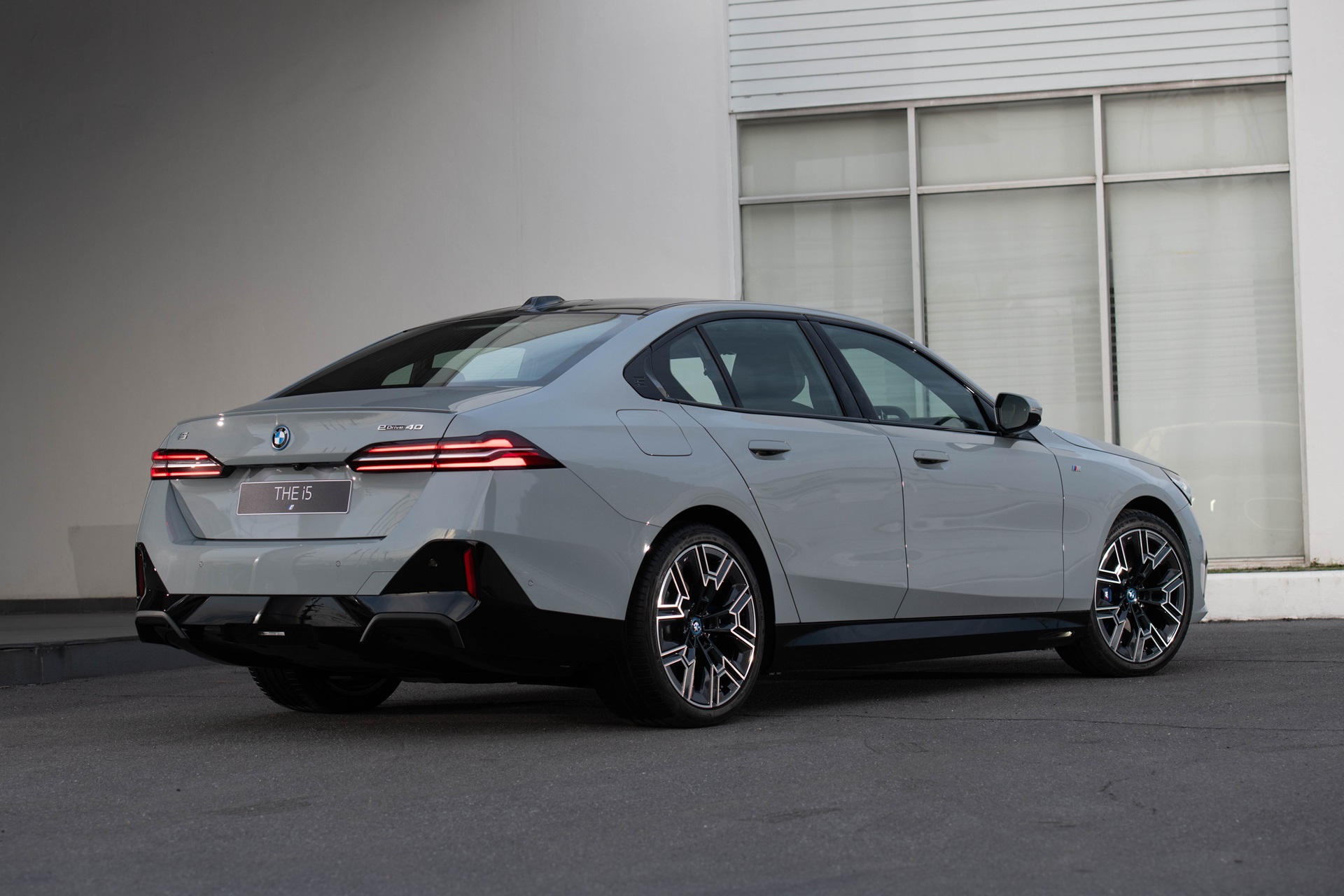 รูปภาพ บีเอ็มดับเบิลยู BMW i 5 eDrive40 M Sport (Inspiring) ปี 2024