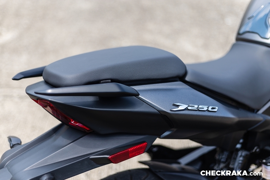 รูปภาพ บาจาจ Bajaj Dominar 250 ปี 2021