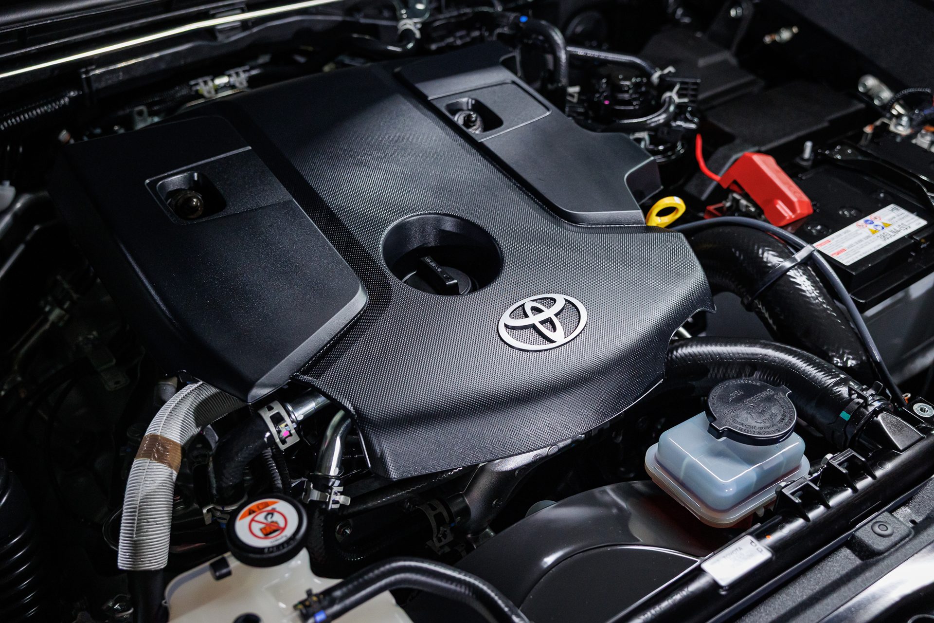 รูปภาพ โตโยต้า Toyota Hilux Travo Double Cab Prerunner 2.8 Premium MT ปี 2025