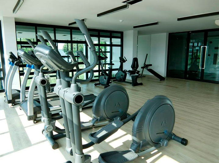 รูปภาพ บี-ลีฟ ติวานนท์ (B-Live Tiwanon)