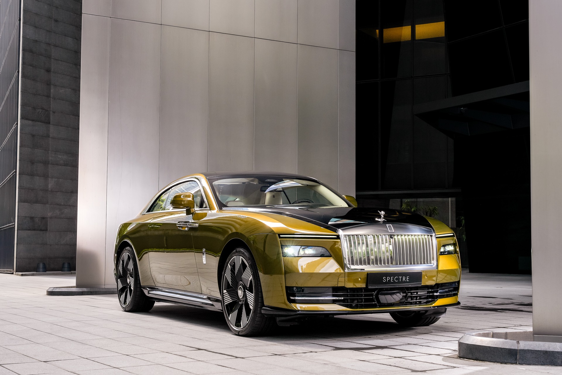 รูปภาพ โรลส์-รอยซ์ Rolls-Royce Spectre EV ปี 2023
