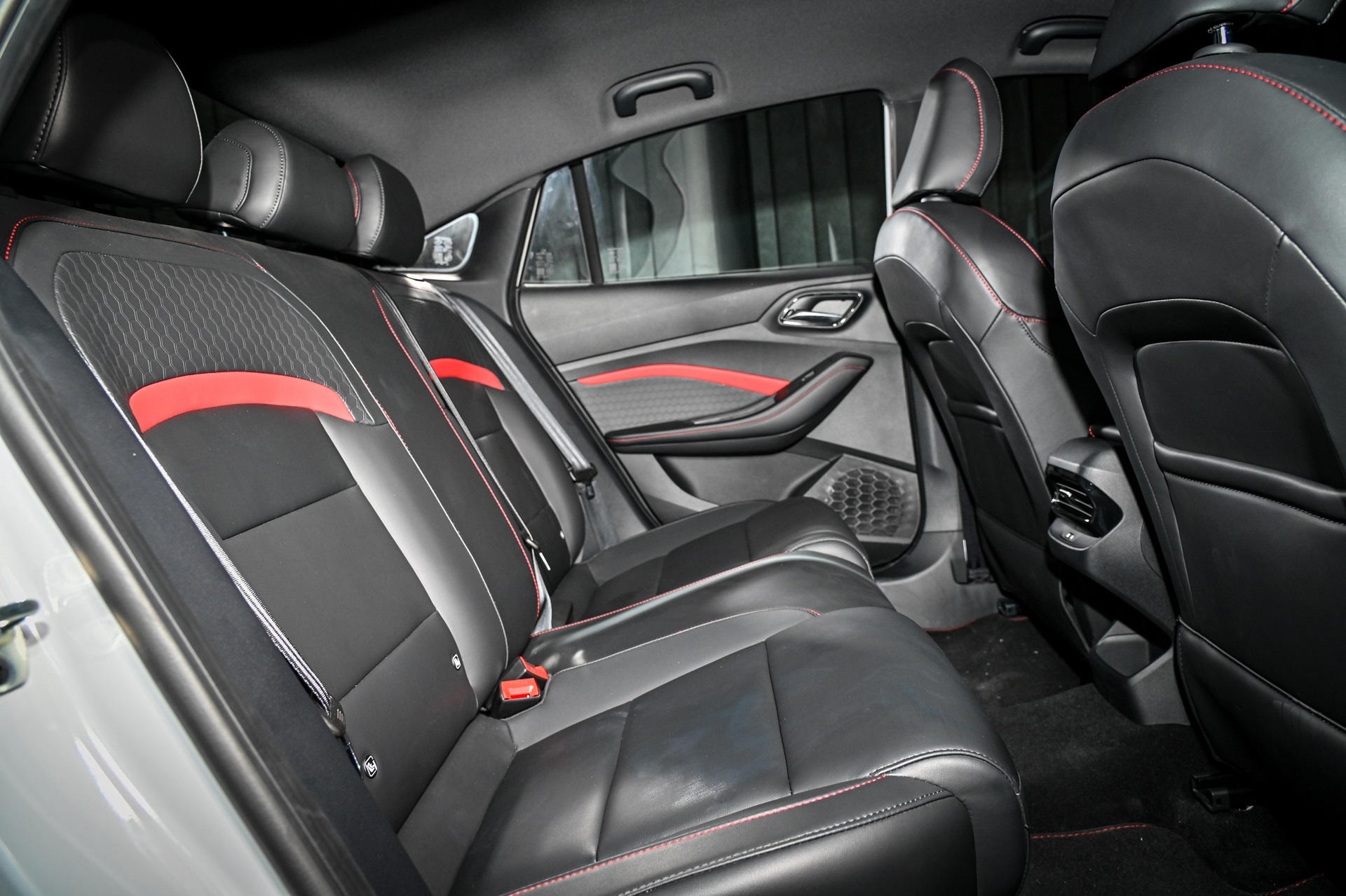 รูปภาพ เอ็มจี MG 5 10th Anniversary Special Edition ปี 2023