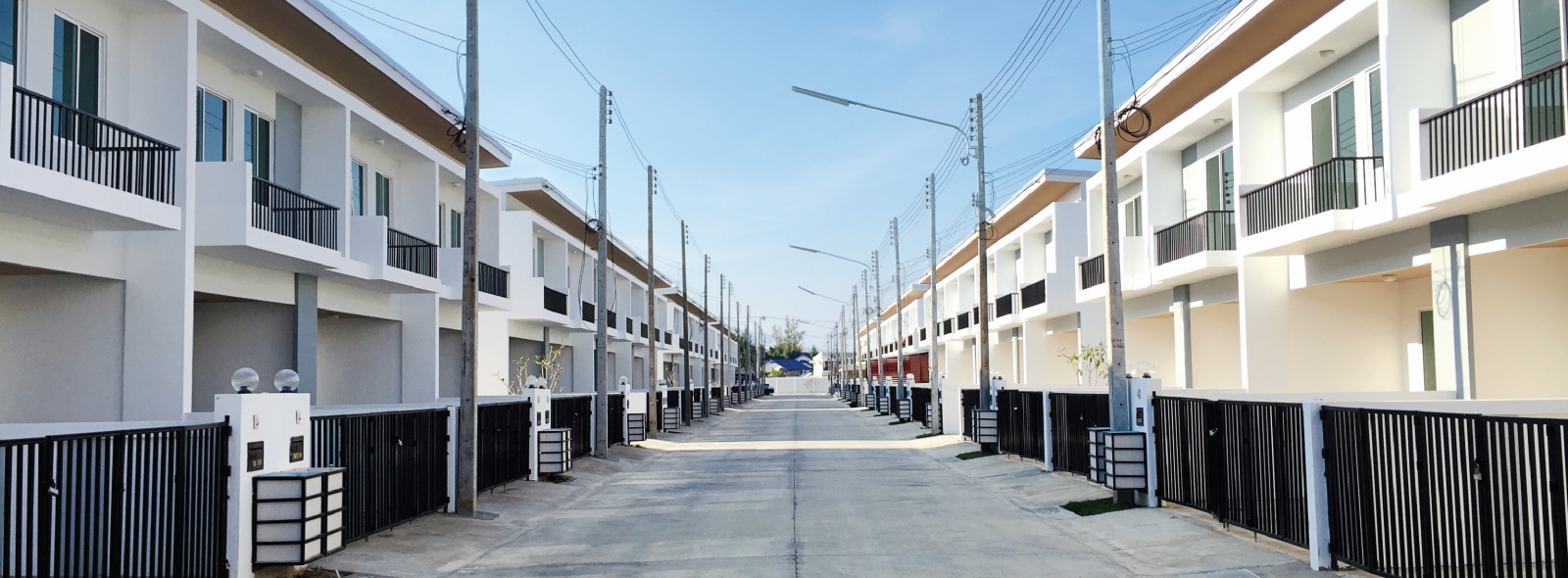 รูปภาพ กาญจน์กนกทาวน์ 1 เลียบทางรถไฟ (Karnkanok Town 1)