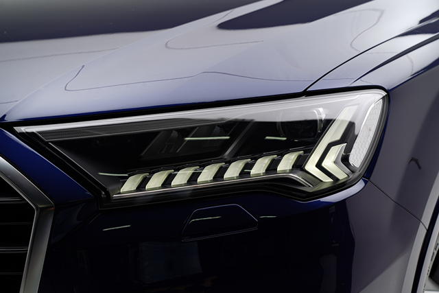 รูปภาพ อาวดี้ Audi Q7 45 TDI quattro S line MY20 ปี 2020