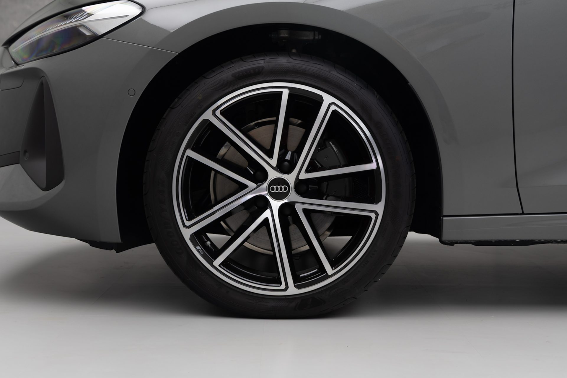 รูปภาพ อาวดี้ Audi A5 Sportback TFSI e quattro Tech Pro ปี 2025