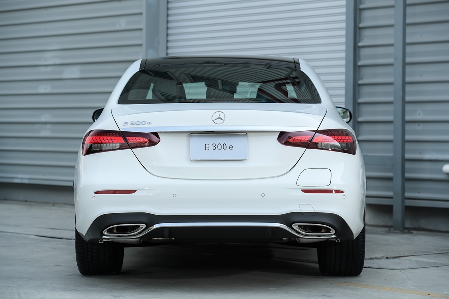 รูปภาพ เมอร์เซเดส-เบนซ์ Mercedes-benz E-Class E 300 e Avantgrade ปี 2021