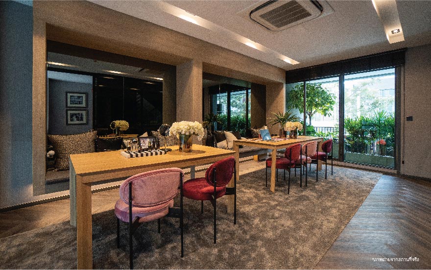 รูปภาพ เฮดควอเทอร์ส วิภาวดี (Headquarters Vibhavadi)