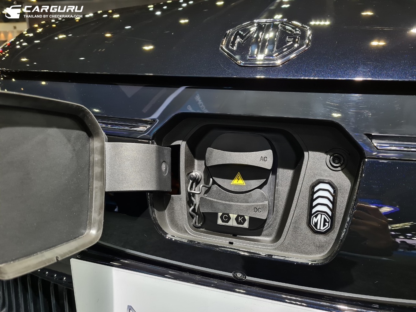 รูปภาพ เอ็มจี MG MAXUS9 V ปี 2023