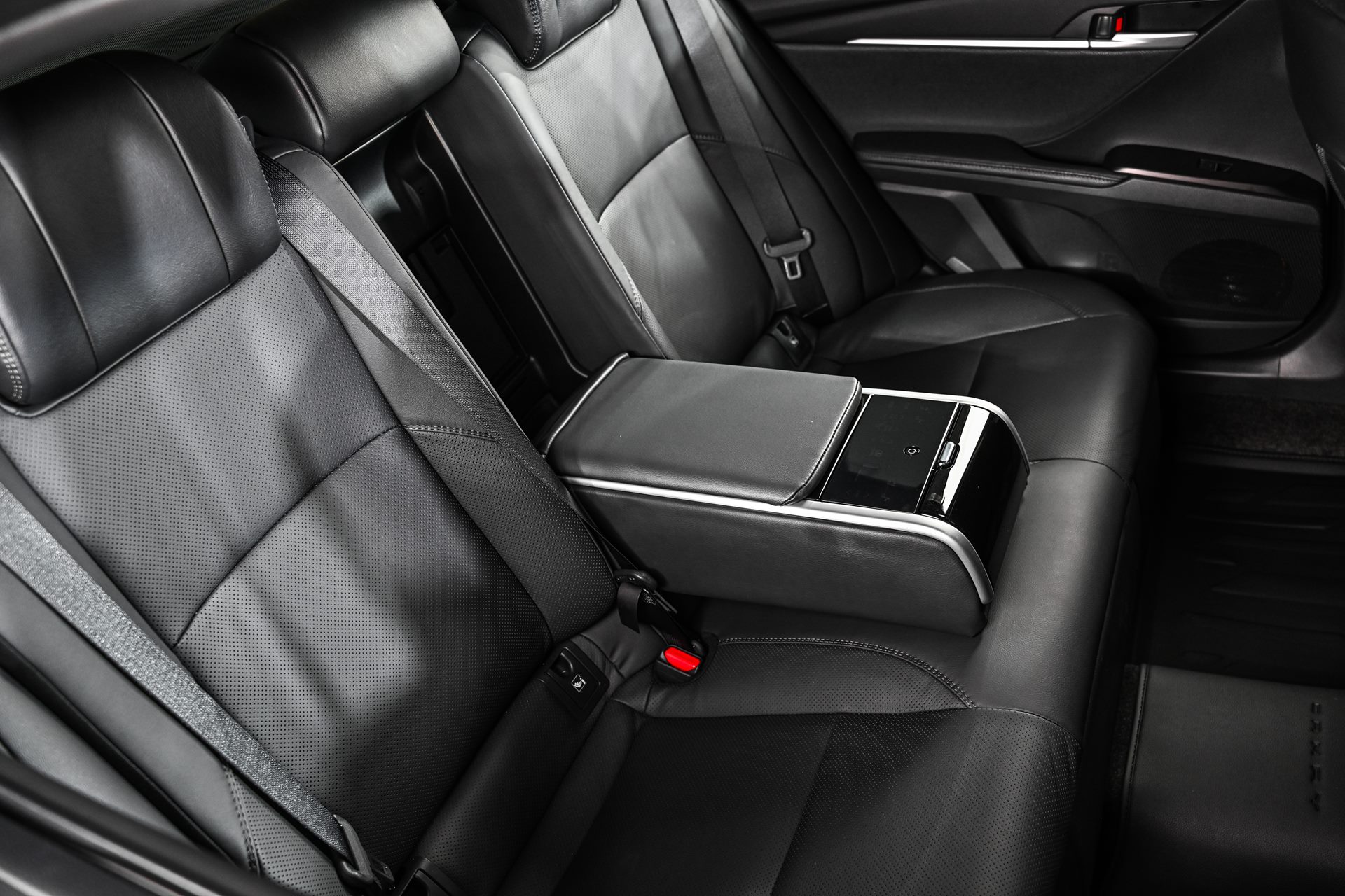 รูปภาพ โตโยต้า Toyota Camry HEV Premium ปี 2024