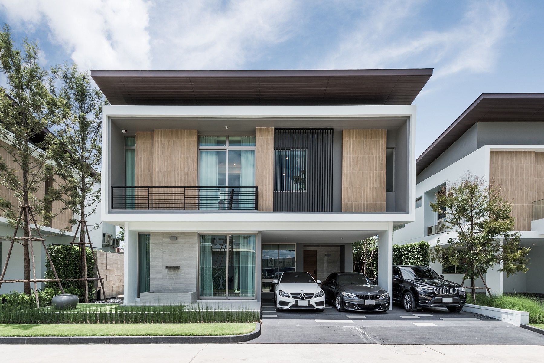 รูปภาพ เนอวานา บียอนด์ พระราม 2 (Nirvana Beyond Rama 2)