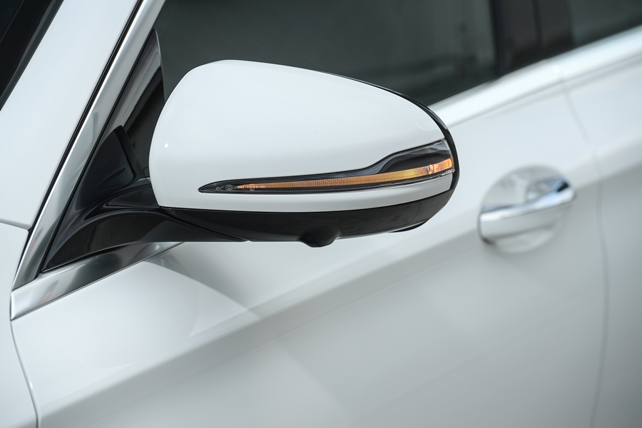 รูปภาพ เมอร์เซเดส-เบนซ์ Mercedes-benz E-Class E 300 e Avantgrade ปี 2021