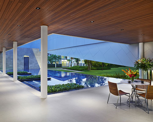 รูปภาพ เศรษฐสิริ กรุงเทพกรีฑา (Setthasiri Krungthep Kreetha)