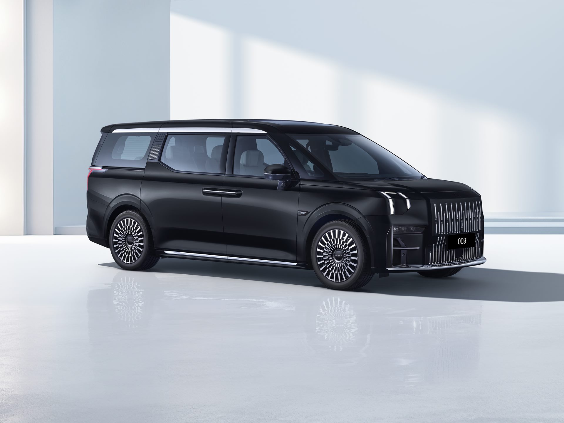 รูปภาพ ซีเคอร์ Zeekr 009 Flagship AWD ปี 2024