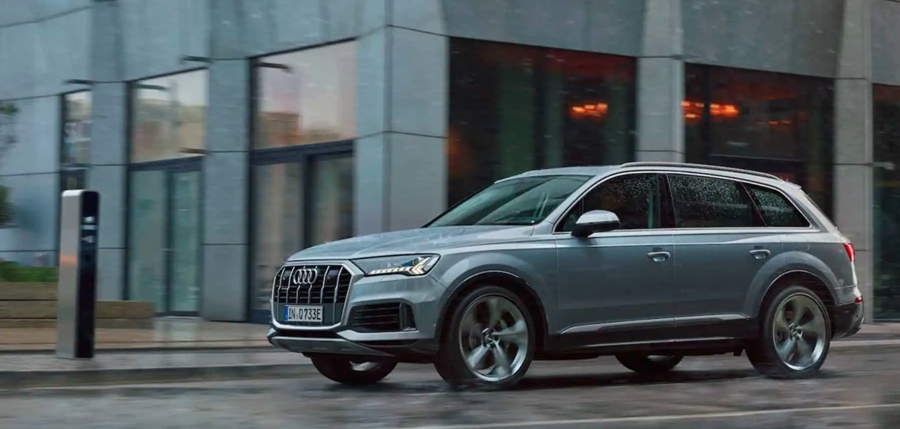 รูปภาพ อาวดี้ Audi Q7 60 TFSI e quattro S line Black Edition ปี 2022