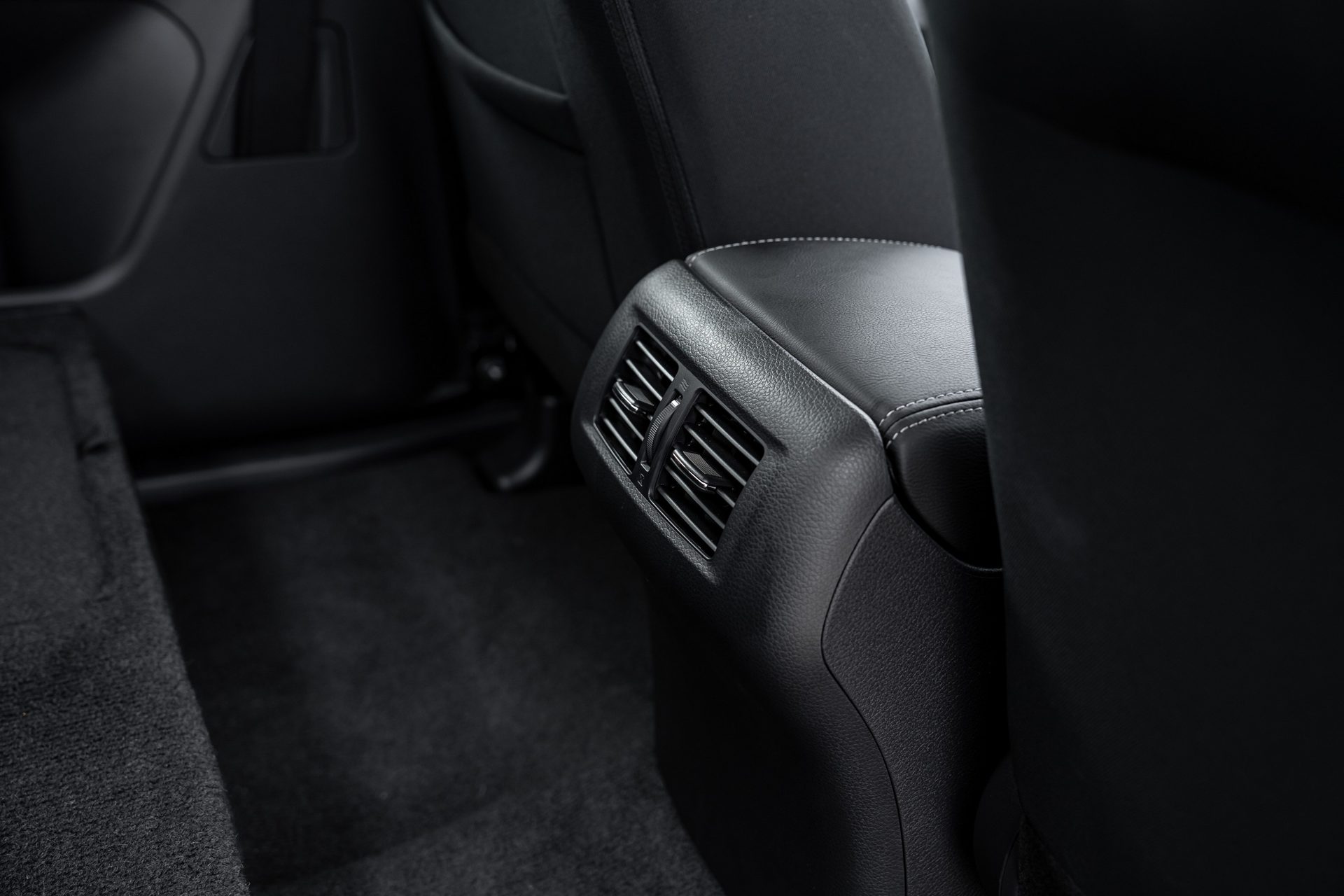 รูปภาพ นิสสัน Nissan Navara King Cab Calibre SL 7AT ปี 2025