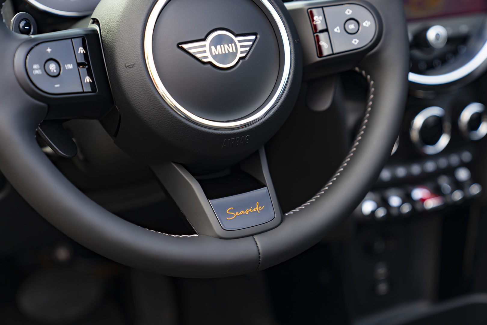 รูปภาพ มินิ Mini Convertible Cooper S Seaside Edition ปี 2023