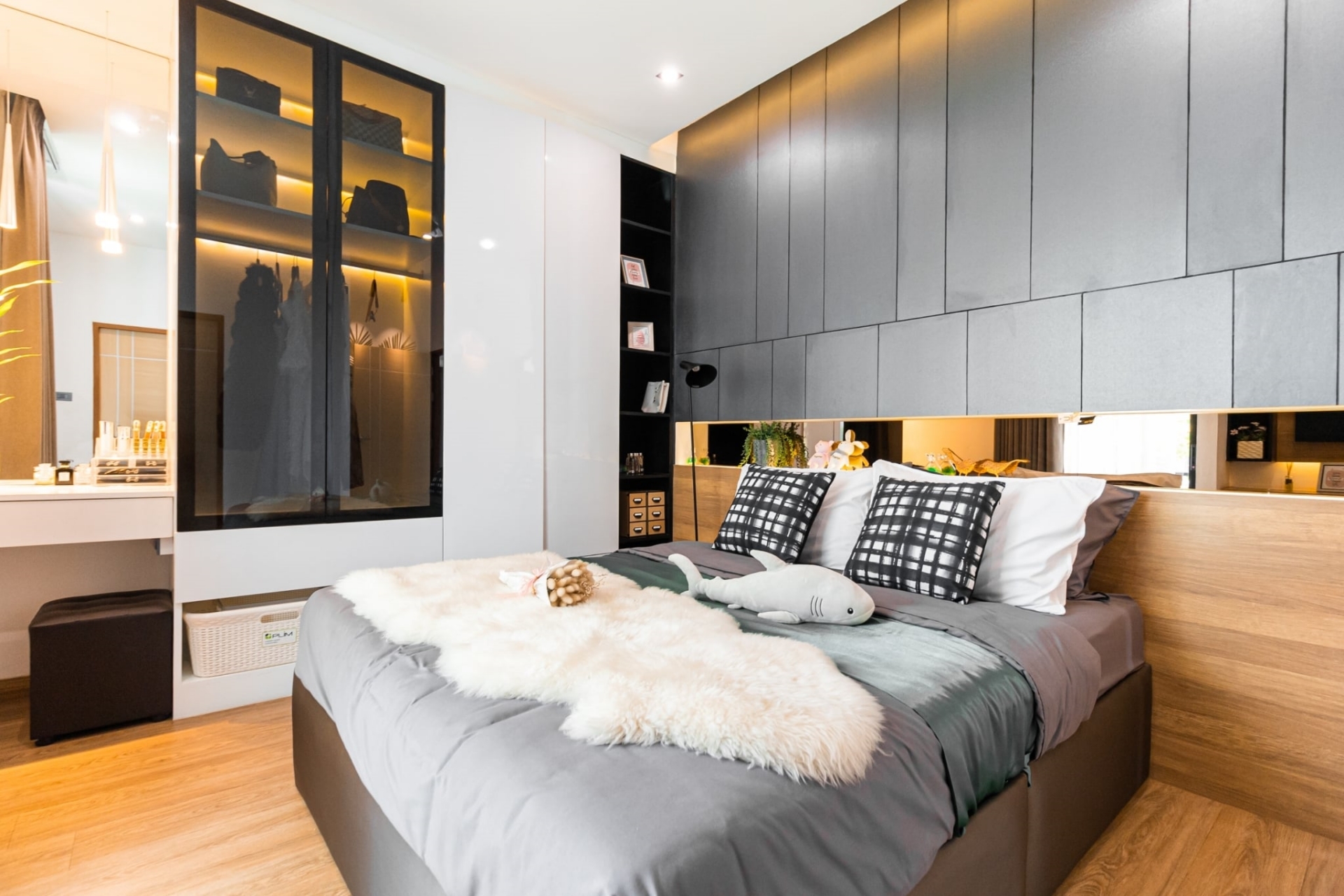 รูปภาพ ยู พรอมท์ (U Prompt)