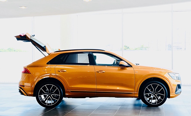 รูปภาพ อาวดี้ Audi Q8 55 TFSI quattro S Line ปี 2018