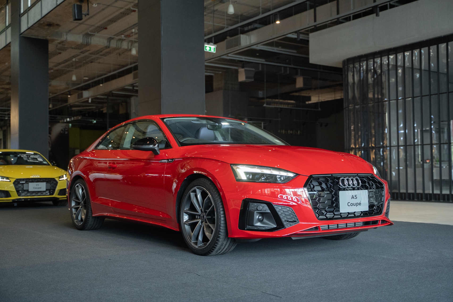 รูปภาพ อาวดี้ Audi A5 Coupé 40 TFSI S line edition one ปี 2024