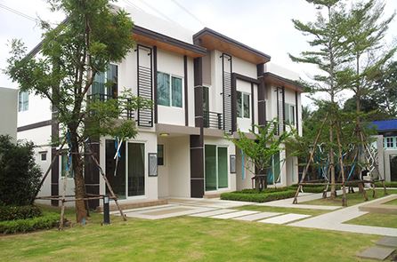 รูปภาพ กัสโต้ สาทร-ตากสิน (Gusto Sathorn Taksin)