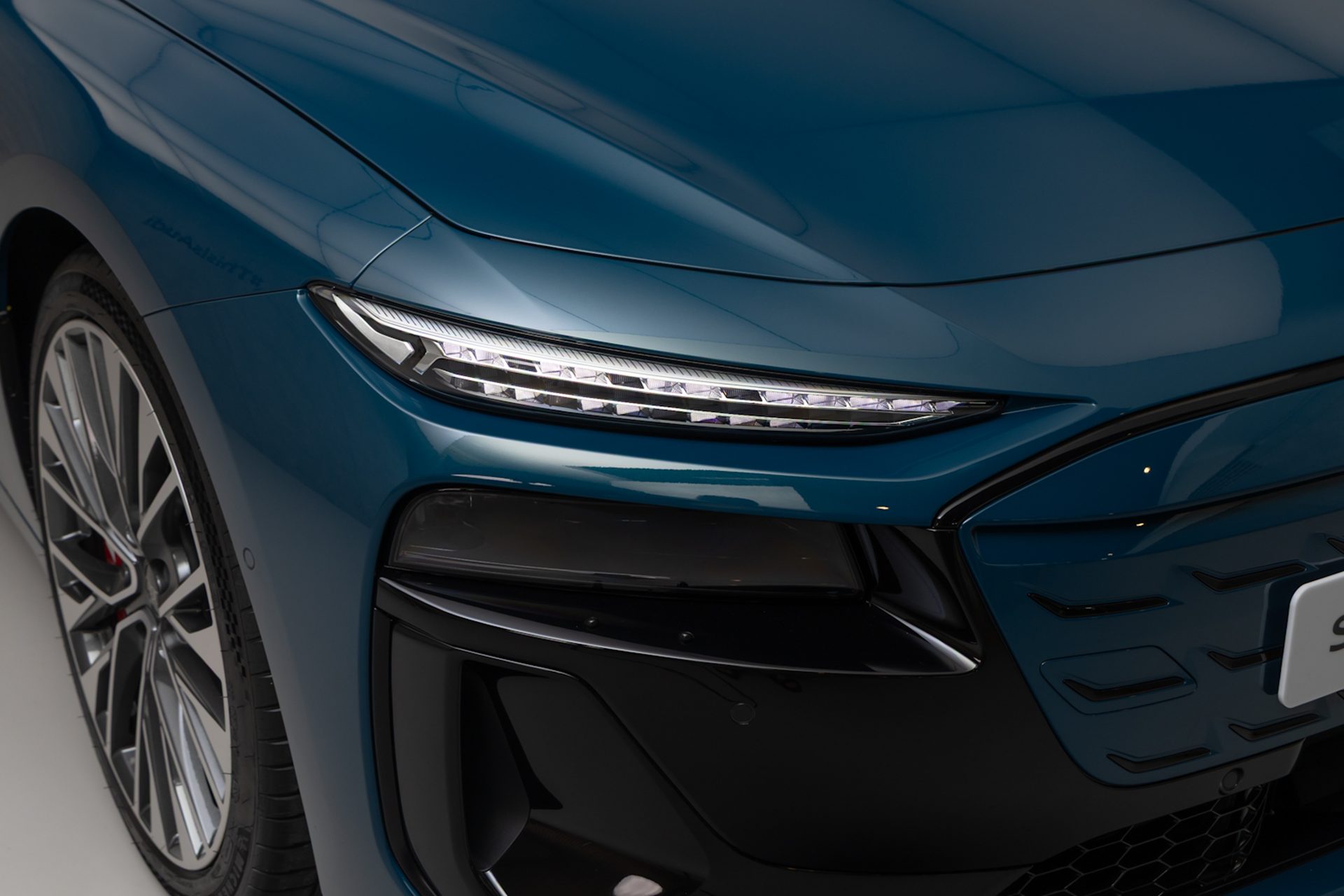 รูปภาพ อาวดี้ Audi S6 Avant e-tron quattro ปี 2025