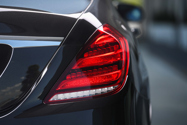 รูปภาพ เมอร์เซเดส-เบนซ์ Mercedes-benz S-Class S 560 e AMG Premium ปี 2019