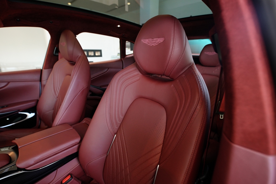 รูปภาพ แอสตัน มาร์ติน Aston Martin DBX V8 Turbo ปี 2020